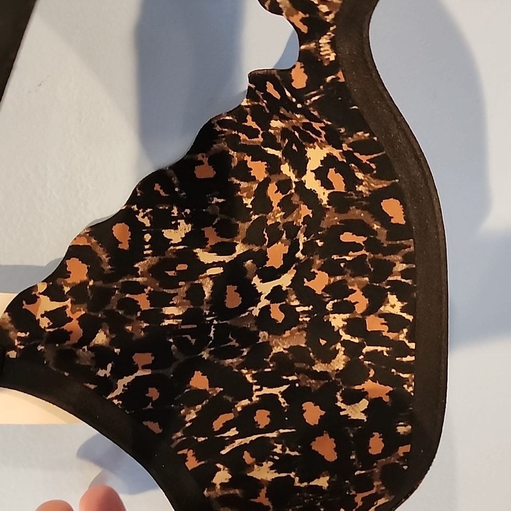 B Tempted By Wacoal Black Scalloped Pushup Bra  Size 34B - Picture 9 of 11